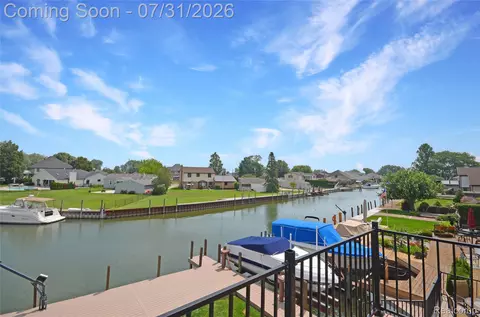 View/Area - 38048 Huron Pointe Dr, Harrison, MI 48045 photo 2 of 3