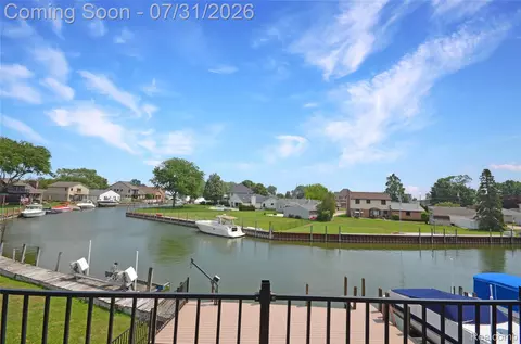 View/Area - 38048 Huron Pointe Dr, Harrison, MI 48045 photo 1 of 3