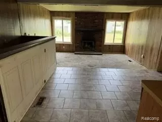 Living - 29108 Riveroak Dr, Romulus, MI 48174 photo 2 of 2