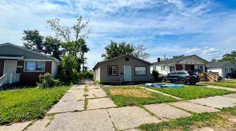 7200 Edgeton St, Hamtramck, MI 48212 photo 2