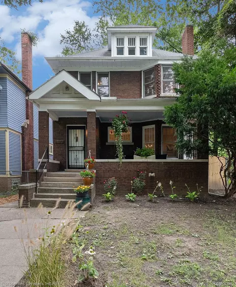 3412 Field St, Detroit, MI 48214