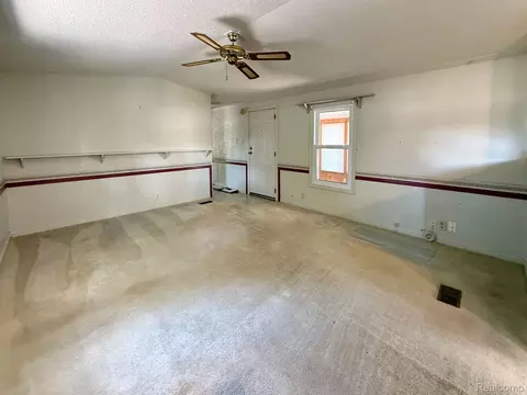 Living - 39 Oakridge E, Monroe, MI 48161 photo 3 of 3