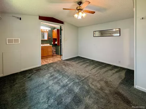 Bedroom - 39 Oakridge E, Monroe, MI 48161 photo 2 of 5