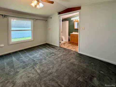 Bedroom - 39 Oakridge E, Monroe, MI 48161 photo 3 of 5