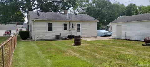 Exterior - 1823 Washington St, Algonac, MI 48001 photo 5 of 5