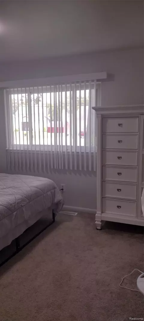 Bedroom - 1823 Washington St, Algonac, MI 48001 photo 2 of 3