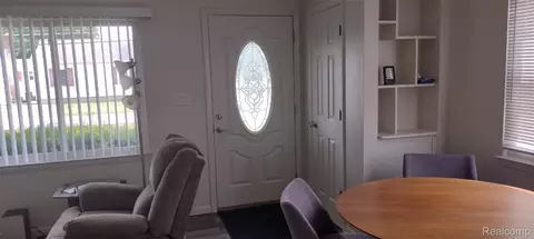 Entry Way - 1823 Washington St, Algonac, MI 48001 photo 1 of 3