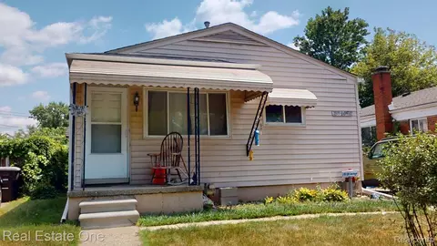 19154 Antago Blvd, Livonia, MI 48152