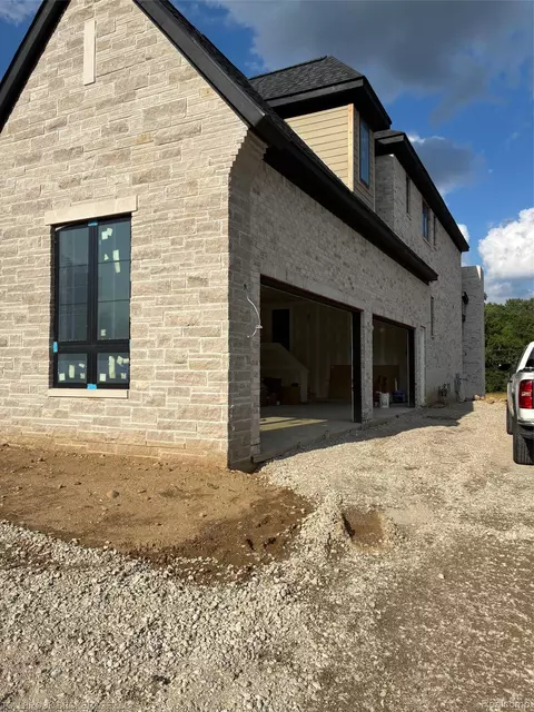 3356 Alpine, Troy, MI 48084 photo 2