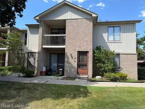 34790 W 8 Mile Rd #8, Farmington Hills, MI 48335