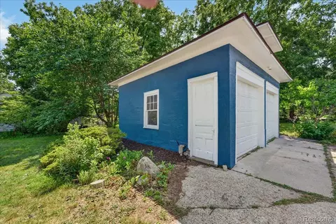 Other - 27108 E River Rd, Grosse Ile, MI 48138 photo 5 of 8