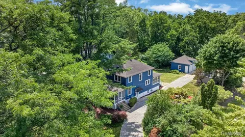 Other - 27108 E River Rd, Grosse Ile, MI 48138 photo 6 of 8