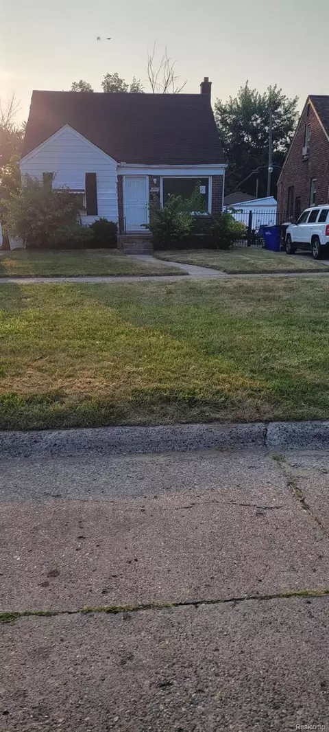 19410 Barlow St, Detroit, MI 48205