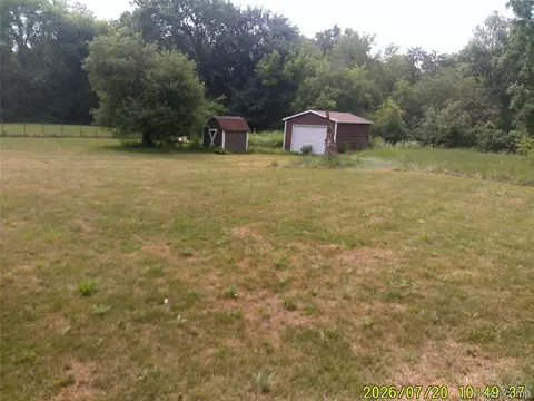 Exterior - 5176 E Dodge Rd, Thetford, MI 48458 photo 4 of 4