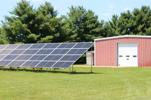Exterior - 1940 Marlette Rd, Buel, MI 48401 photo 2 of 6
