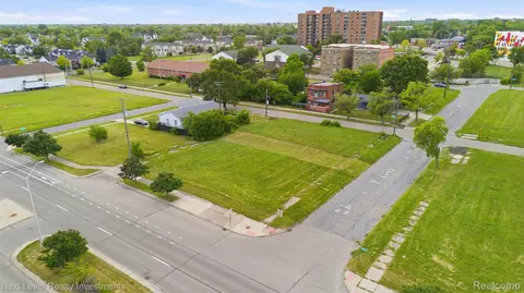 3545 Cochrane St, Detroit, MI 48208