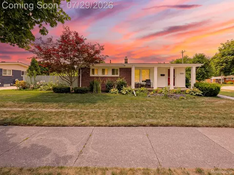 2681 Emeline St, Trenton, MI 48183