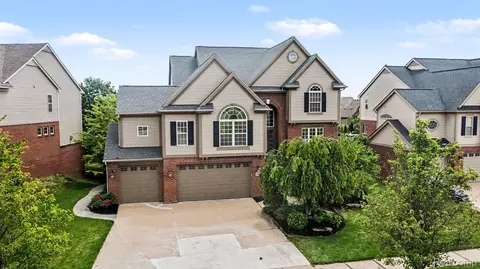 49847 Parkside Dr, Northville, MI 48168
