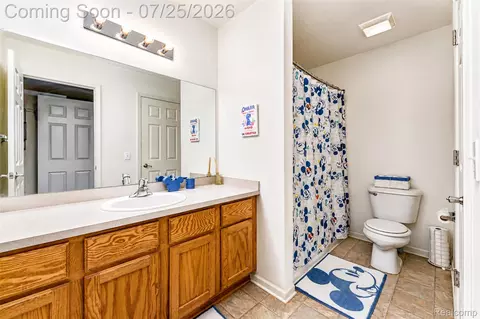 Bath - 2204 Knotty Pine Trl, Howell, MI 48855 photo 2 of 2