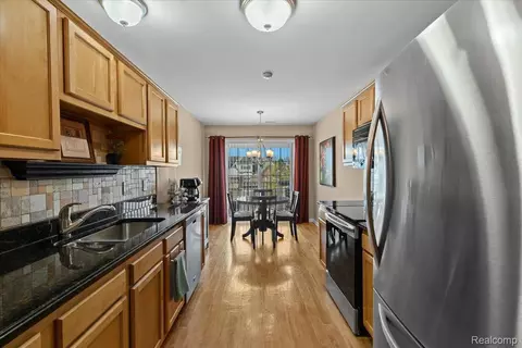 Kitchen - 4016 Cornerstone Dr, Canton, MI 48188 photo 2 of 4