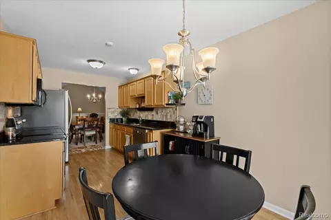 Dining - 4016 Cornerstone Dr, Canton, MI 48188 photo 4 of 4