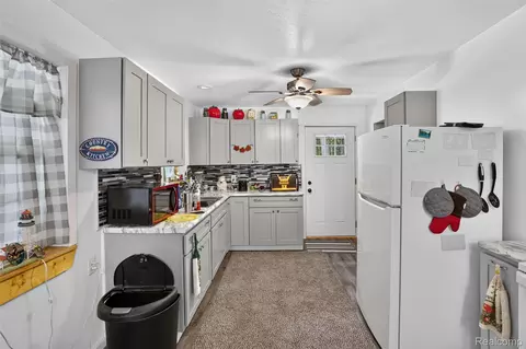 Kitchen - 4522 Red Fox Run, Lincoln, MI 48622 photo 2 of 3