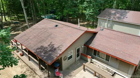 Exterior - 4522 Red Fox Run, Lincoln, MI 48622 photo 8 of 12