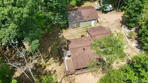 Exterior - 4522 Red Fox Run, Lincoln, MI 48622 photo 7 of 12