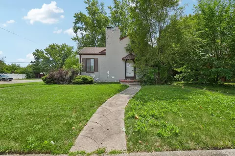 15906 Collingham Dr, Detroit, MI 48205