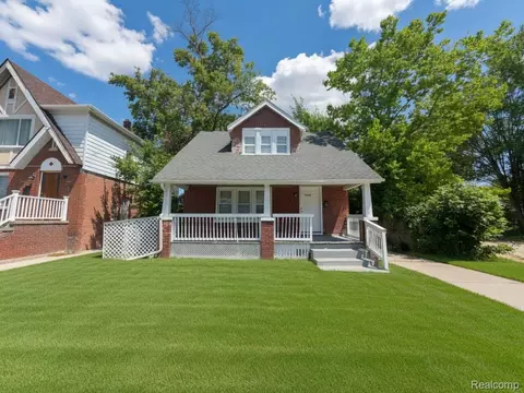 10044 Whitcomb St, Detroit, MI 48227
