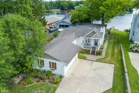 View/Area - 10470 King Rd, Springfield, MI 48350 photo 3 of 8