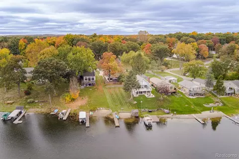 View/Area - 10470 King Rd, Springfield, MI 48350 photo 6 of 8
