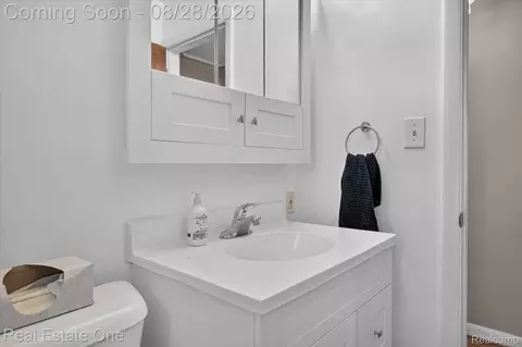 Bath - 5048 Howe Rd, Wayne, MI 48184 photo 1 of 2