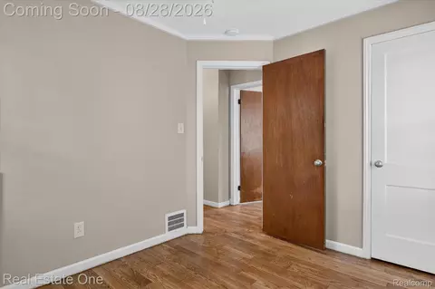 Bedroom - 5048 Howe Rd, Wayne, MI 48184 photo 2 of 6
