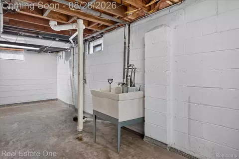 Other - 5048 Howe Rd, Wayne, MI 48184 photo 9 of 21