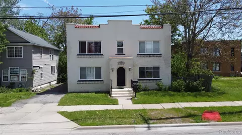 63 Williams St, Pontiac, MI 48341