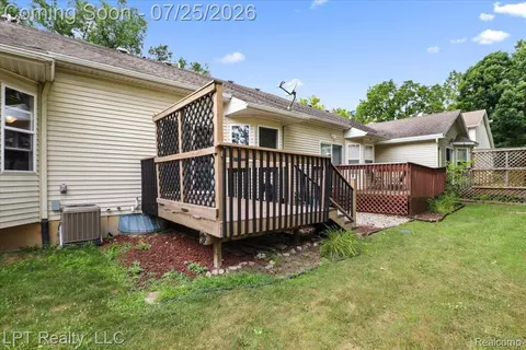 Exterior - 13809 Mead Creek Rd, Bath, MI 48808 photo 1 of 1