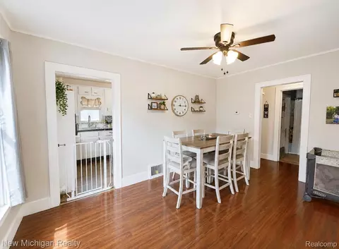 Dining - 4301 Menton St, Flint, MI 48507 photo 1 of 2