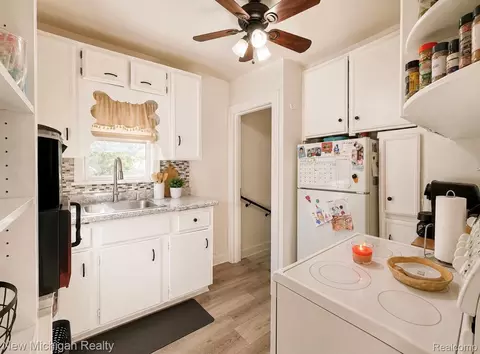 Kitchen - 4301 Menton St, Flint, MI 48507 photo 1 of 3