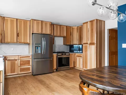Kitchen - 6677 Circle Dr, Hamilton, MI 48625 photo 7 of 9