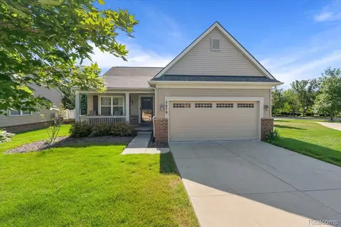 3679 W Madison Ave, Orion, MI 48359