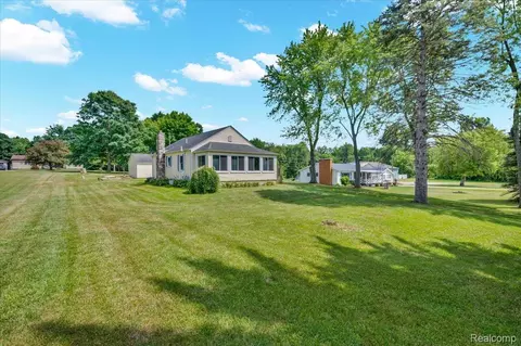 3852 N Lapeer Rd, Mayfield, MI 48446