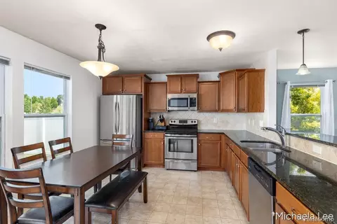 Kitchen - 607 Nantucket Dr, Lansing, MI 48906 photo 2 of 3