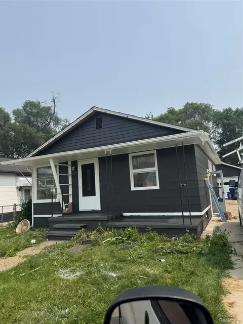 1277 Grant Ave, Lincoln Park, MI 48146