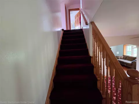 Entry Way - 2715 Cash Rd, Watertown, MI 48401 photo 5 of 6