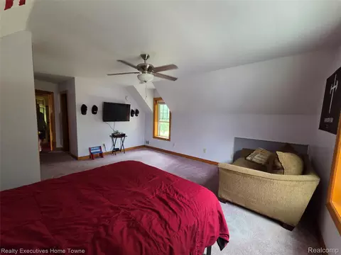 Bedroom - 2715 Cash Rd, Watertown, MI 48401 photo 8 of 9