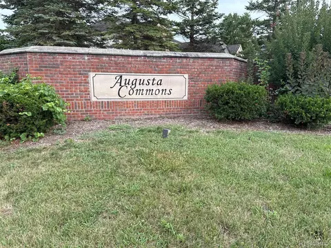 10164 Sherman Cir, Augusta, MI 48191
