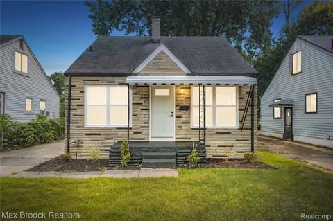 45 Pleasantview Dr, Pontiac, MI 48341