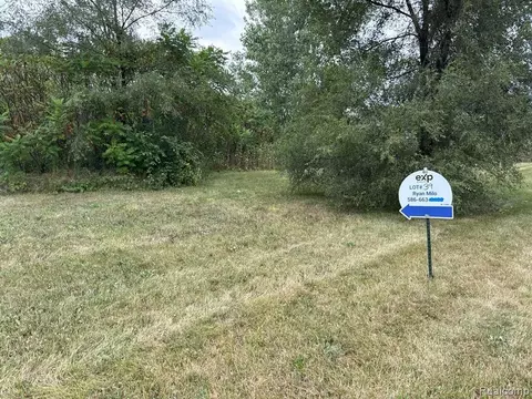10309 Sherman Cir, Augusta, MI 48191 photo 2