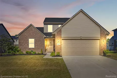 8107 N Hubbard St, Westland, MI 48185